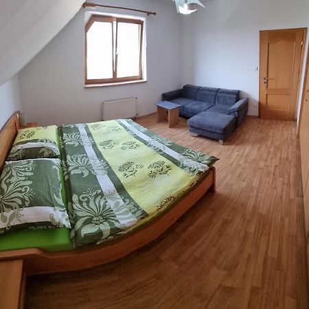 Apartmany Znojmo Luaran gambar